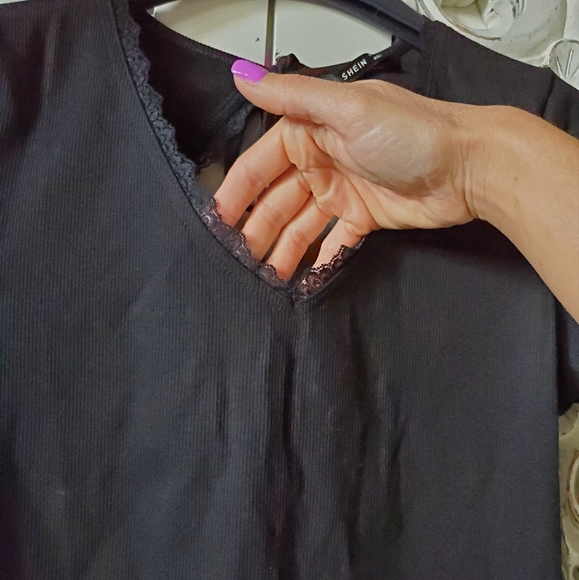 Black open back tie crop top - Picture 5 of 16